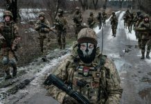 Kremlinul spune ca Rusia se afla intr-o „stare de razboi” in Ucraina